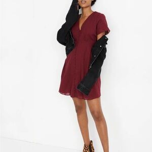 Madewell Button Front Swing Dress in  Burgundy Swiss Dot Size 2